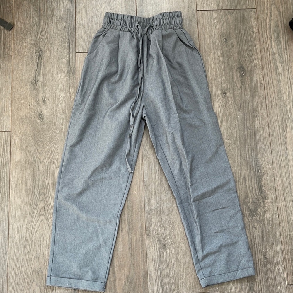 Small Yesstyle trousers Grey